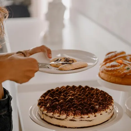 Готель Biancodonda Greenblu &