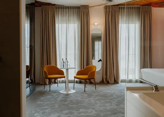 Biancodonda Greenblu & Hotel