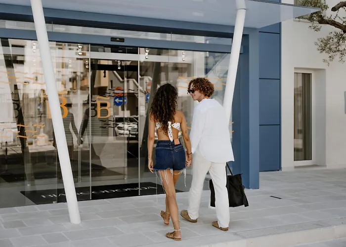 Biancodonda Greenblu & Hotel